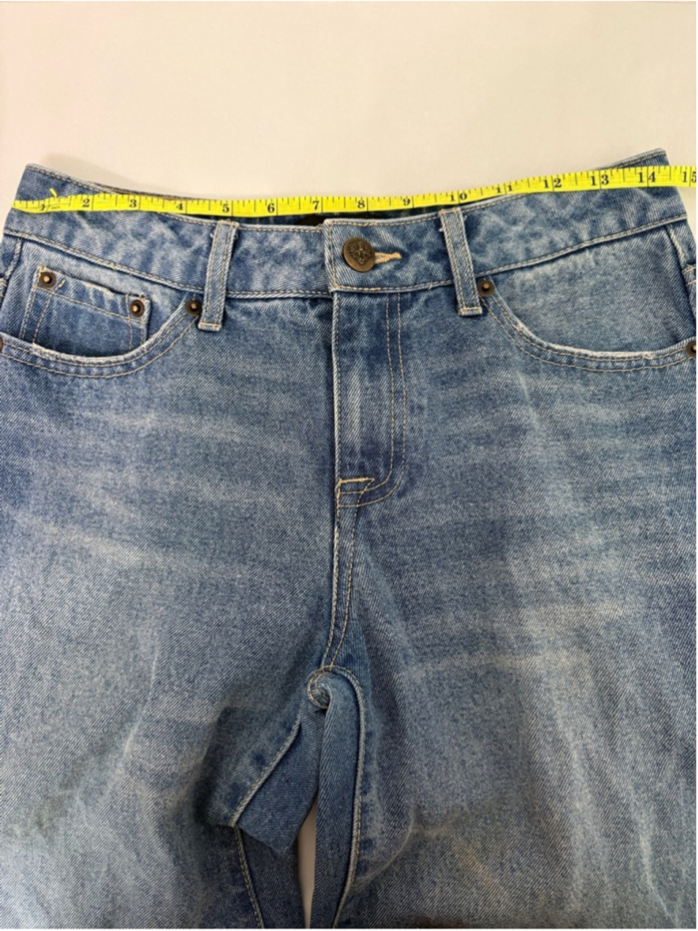 Ed Hardy Tattoo Graphic Wide Leg Jeans Sz 26 Light Wash EUC #309 - Picture 9 of 14